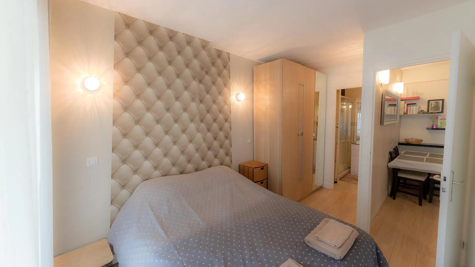 Apartment Parisian Romance Retreat Paris